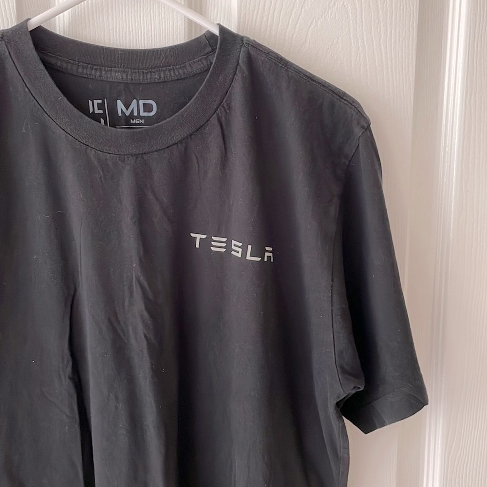 TESLA tee